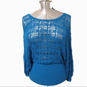 Bebe Crochet Open Back M